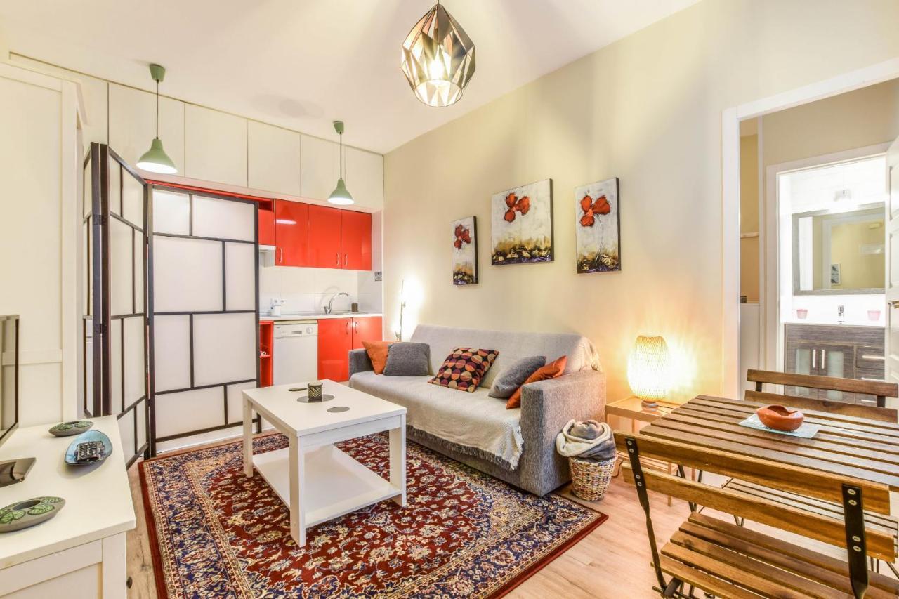 Apartamento En Chueca Apartment Madrid Bagian luar foto