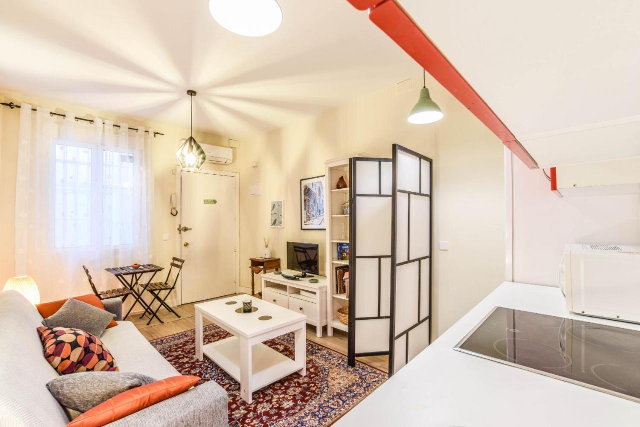 Apartamento En Chueca Apartment Madrid Bagian luar foto