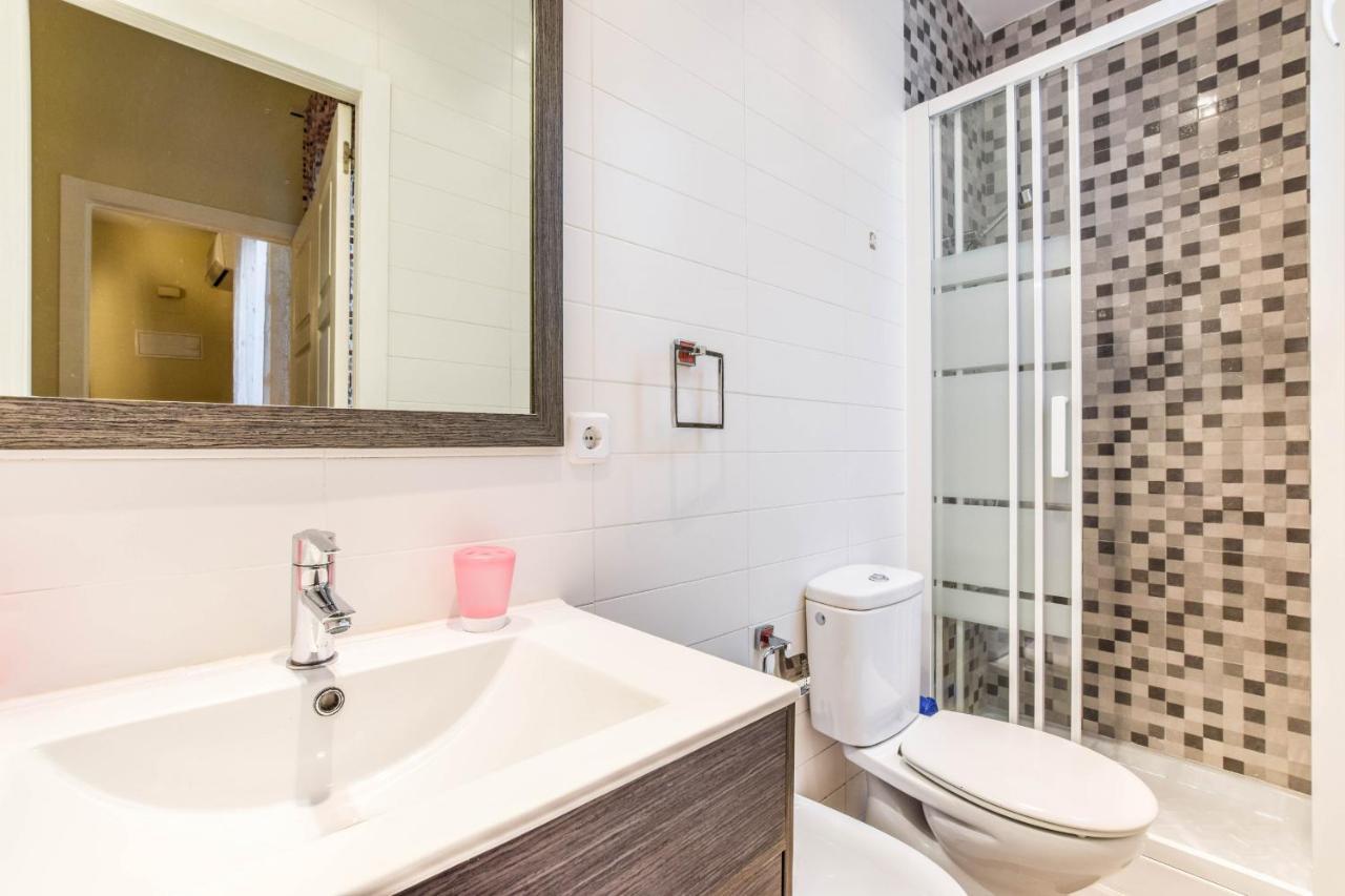 Apartamento En Chueca Apartment Madrid Bagian luar foto